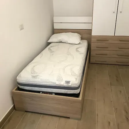 Apartment Trilocale Ristrutturato A 100 M Dalla Metro Battistini *